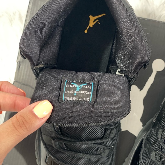 Air Jordan 11 Retro “Gamma Blue” - Picture 4 of 5